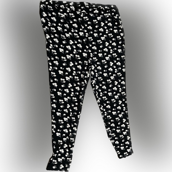 SHEIN Maternity Leggings - Flower (Sz 2XL) - Picture 2 of 8